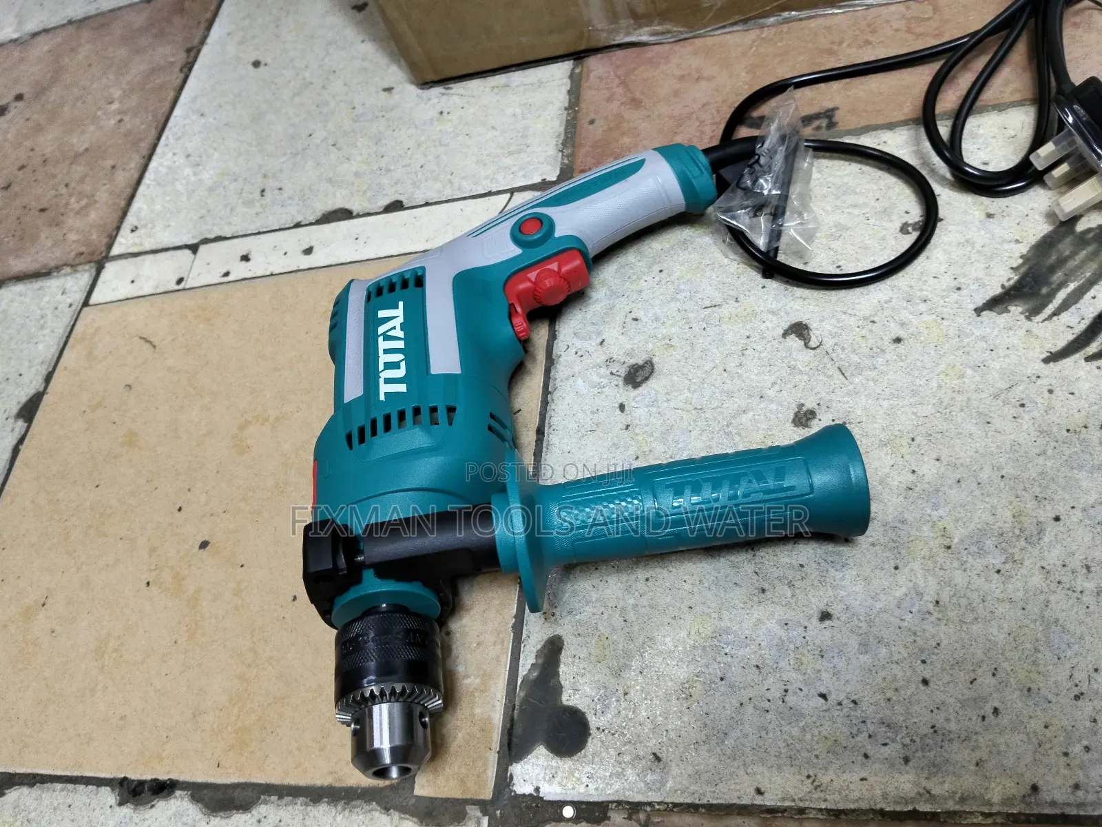 Powerful Total Impact Hammer Drill 710 W 13 Mm Chunk