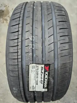 275 /35 R19 Yokohama Tyres 100 W Bluearth-Gt
