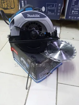 Electric Makita 7" Circular Saw