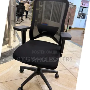Mid‐Back Ergonomic Mesh Desk Chair – Adjustable Comfort