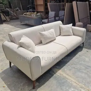 Beautiful Cream 3 Seater Sofa/3 Seater Sofa