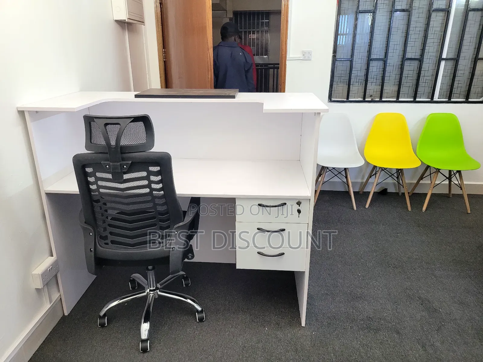 4 FTS Reception Desk