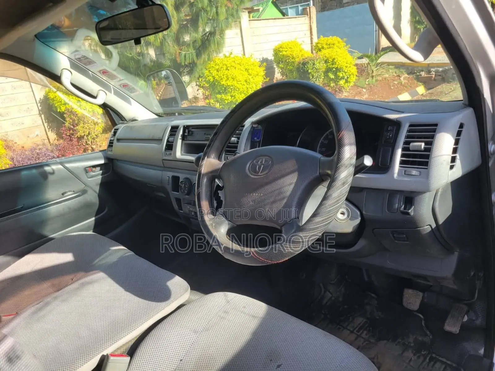 Toyota HiAce 2008 Silver