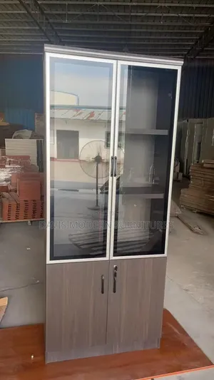 Glass Display Carbinet