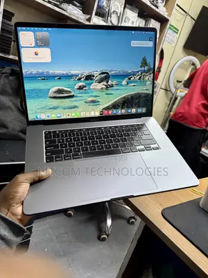 Laptop Apple MacBook Pro 2019 32GB Intel Core i7 SSD 32GB