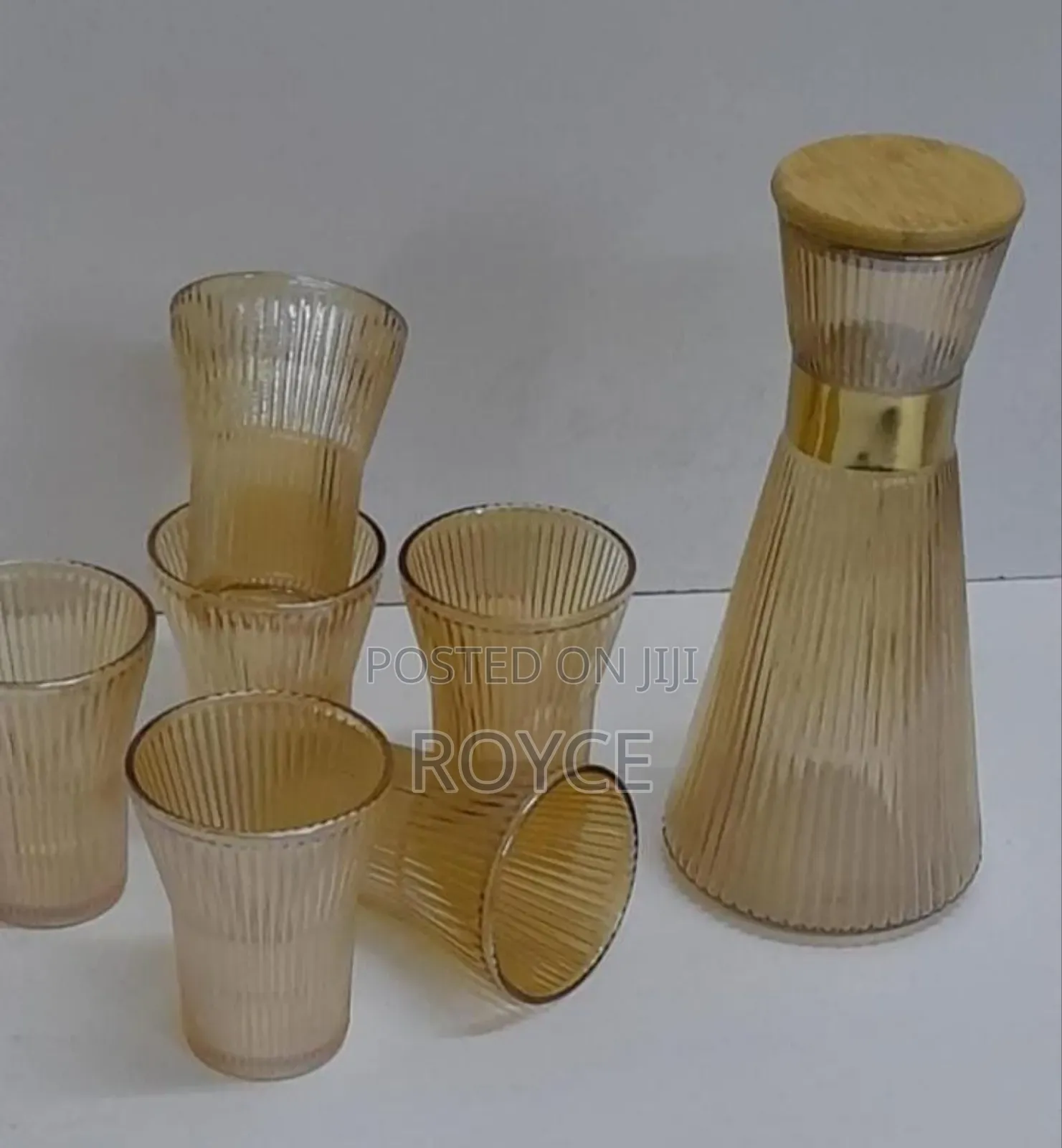 Glass Ribbed Carafe With Glasses Set