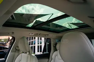 Volvo XC90 2020 Gold