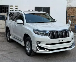 Toyota Land Cruiser Prado 2.7 2019 Pearl