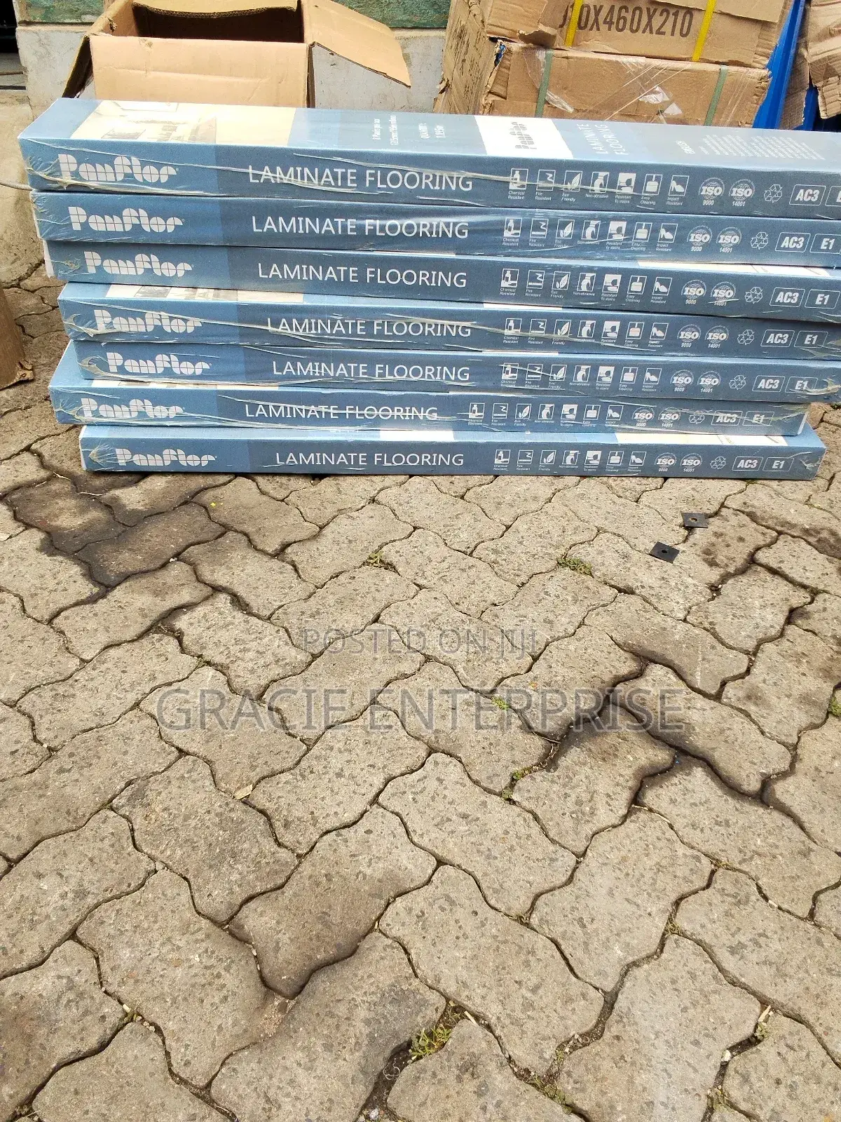 Laminated Flooring/ Floor Laminates
