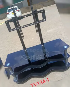 Executive Tv Stand With Glass Top and Tv Mount 