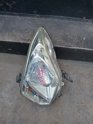 Suzuki Wagon R Headlight