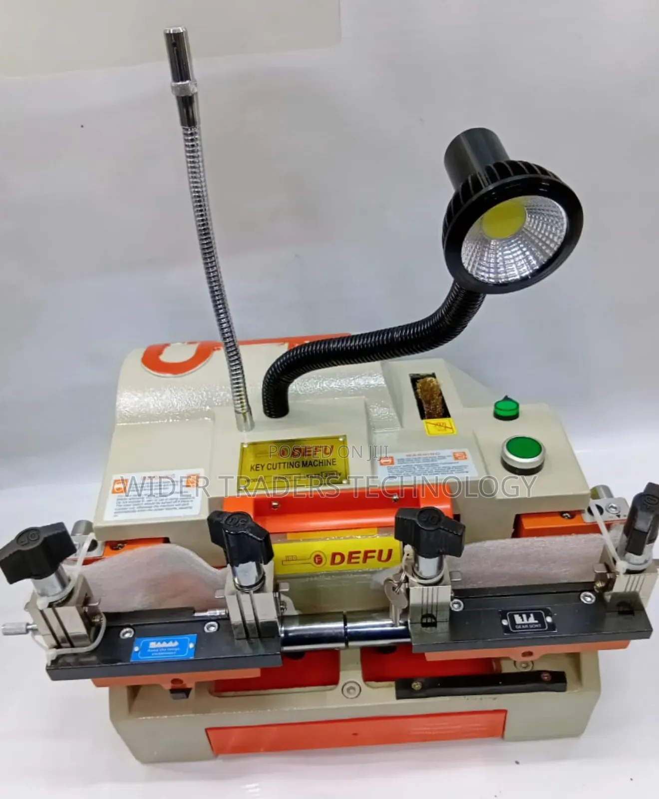 Defu 100e1 Universal Key Cutting Machine,