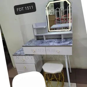 Spacious Executive Vanity Table With Sliding Mirror Feature