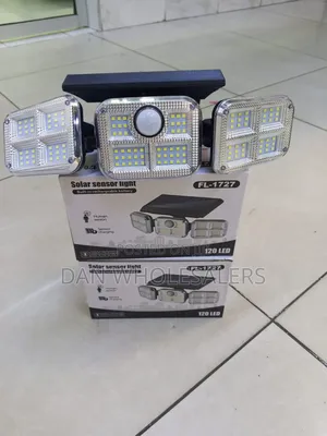 3 Head Solar Sensor Light