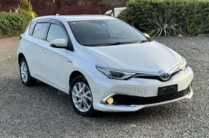 Toyota Auris 2017 White