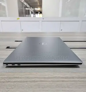 Laptop Dell Precision 5550 16GB Intel Core i7 SSD 512GB