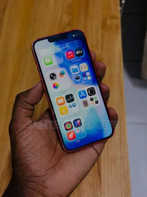 Apple iPhone 13 128 GB Red