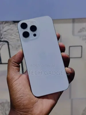Apple iPhone 16 Pro Max 256 GB White