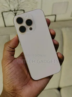 Apple iPhone 16 Pro 256 GB Gold