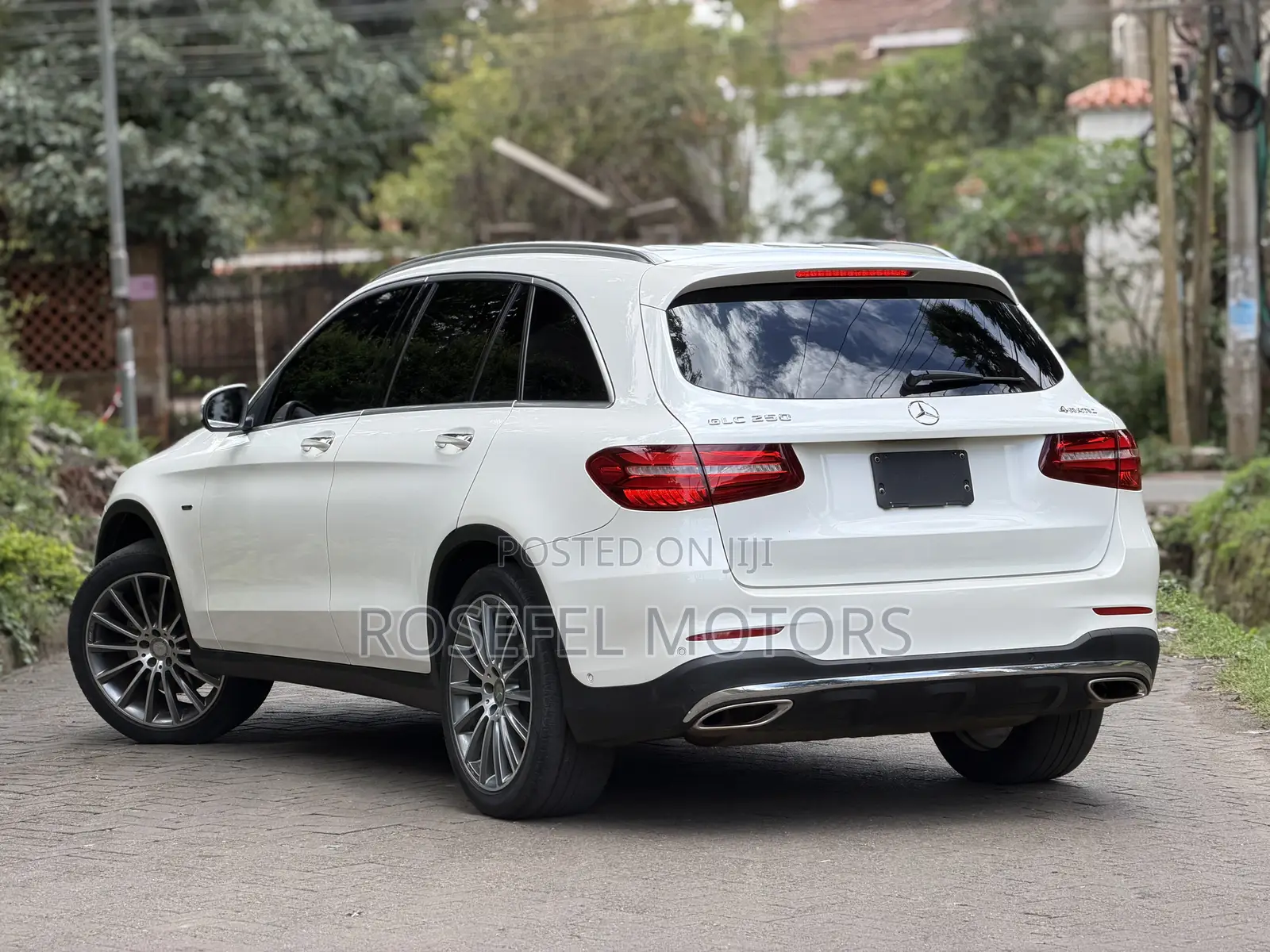 Mercedes-Benz GLC-Class 2016 White