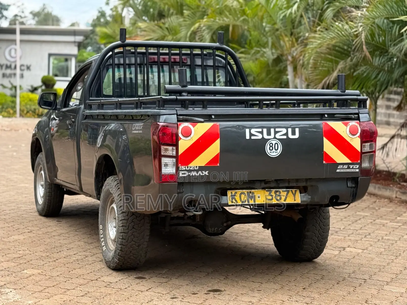 Isuzu D-MAX 2017 Gray