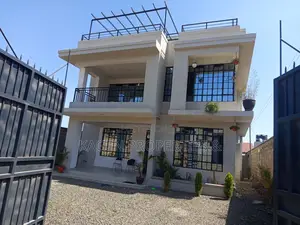 5bdrm Maisonette in Kibiku for sale