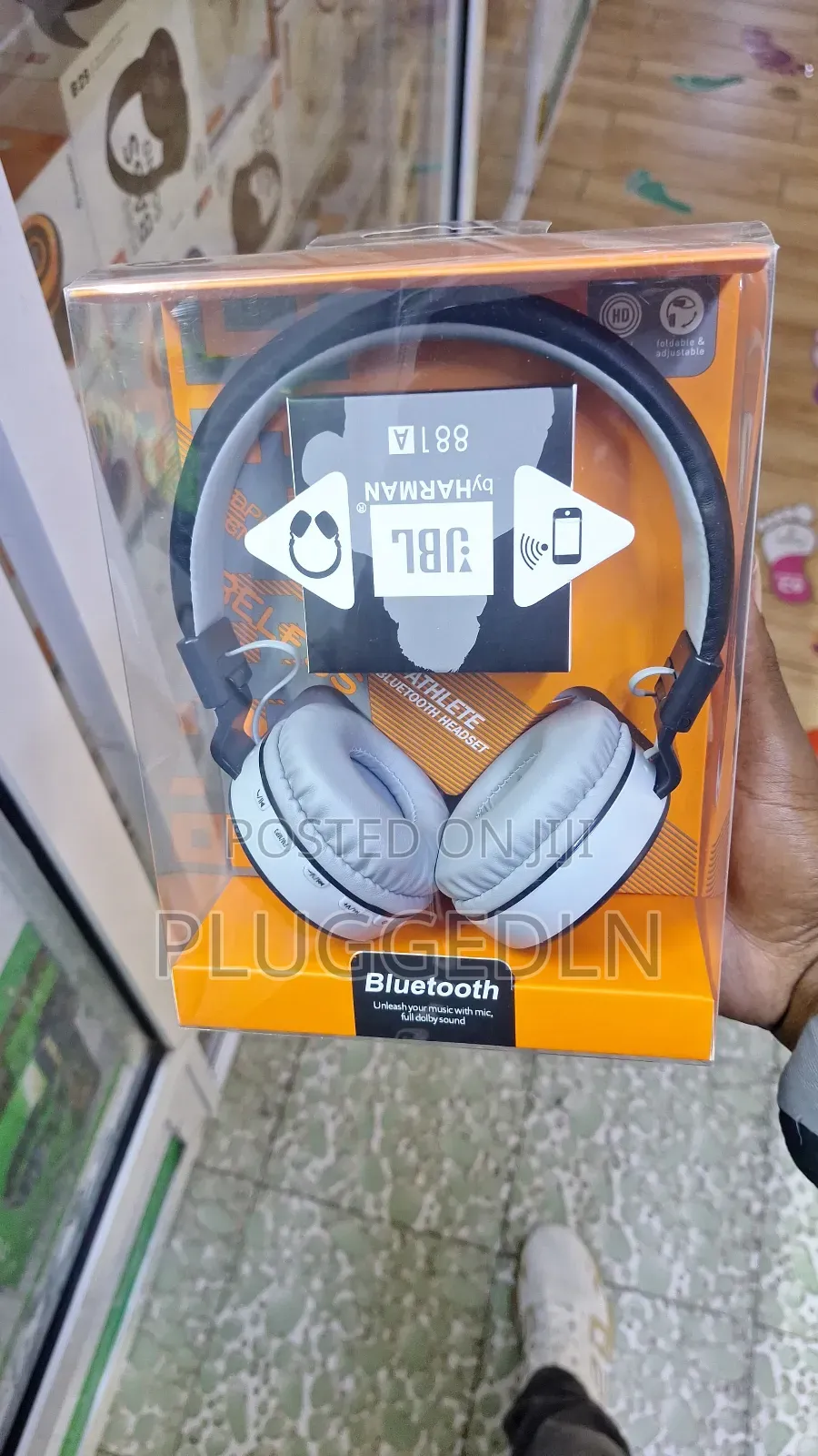 JBL 881a Wireless Bluetooth Headphone.