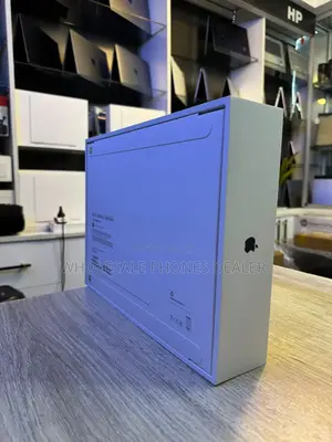 New Laptop Apple MacBook Air 2025 M4 16GB Apple M4 SSD 256GB