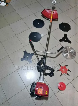 New 4 Stroke Brush Cutter/Brush Cutter
