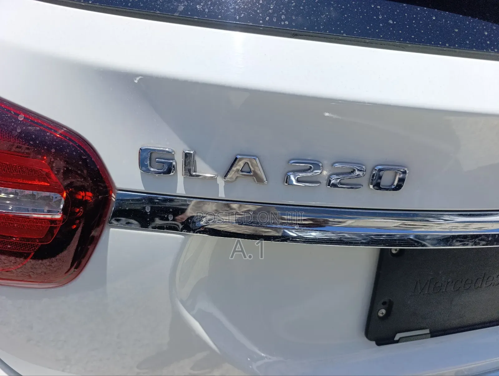 Mercedes-Benz GLA-Class 2019 White