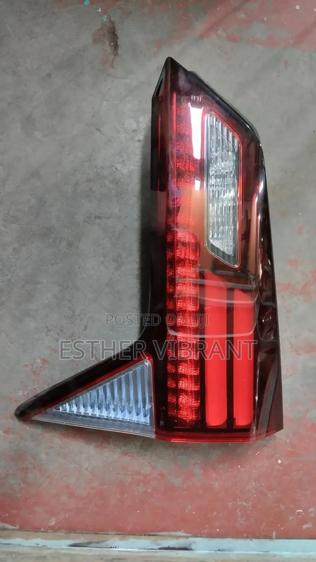 Honda Vezel Bootlight - main view