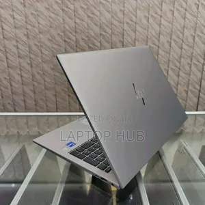 Laptop HP ZBook Firefly 16 G10 16GB Intel Core i7 SSD 512GB