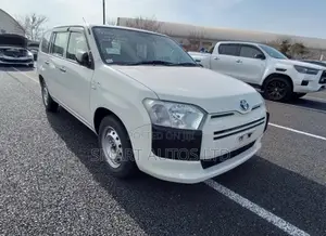 Toyota Succeed 2019 Off white