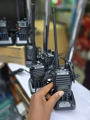 Uv82 Baofeng Uv82 Walkie Talkie Uv-82 Dual-Band Two-Way Radio.