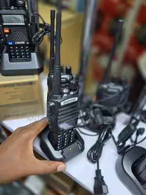 Baofeng Uv-82 Dual Band Walkie Talkie Vhf/Uhf Two-way Radio