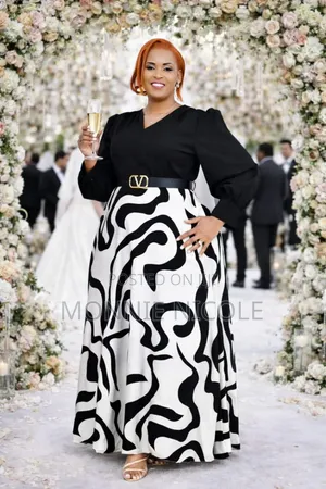 Elegant Black -white Maxi Dress