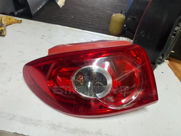 Mazda Demio 2005 Taillights