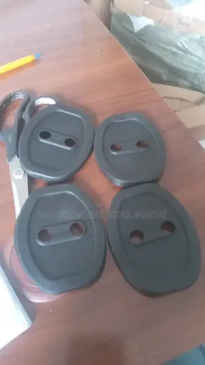 Silicone Car Door Lock Pad Cover Black 4-pack Anti-rust Protector