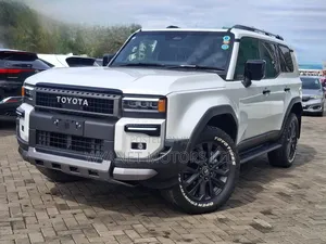 Toyota Land Cruiser Prado 2.8 2024 White
