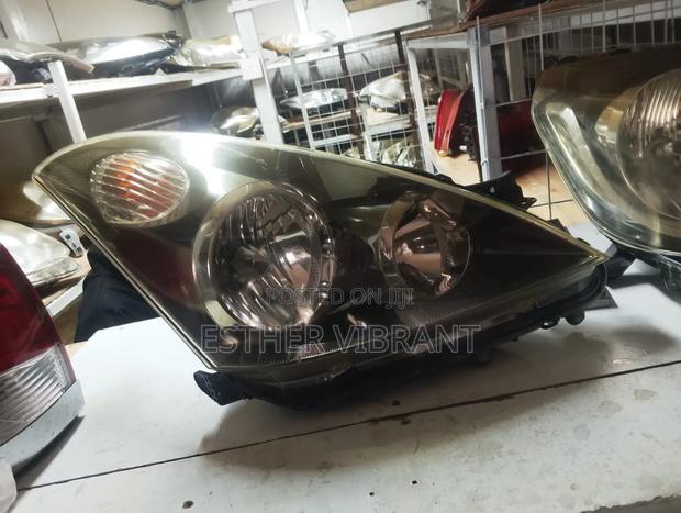 Toyota Wish 2003 Headlight