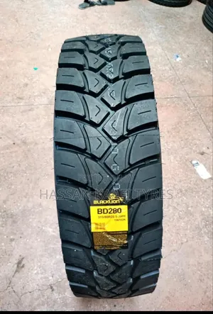 315/80r22.5 Blacklion  Tyre Diff