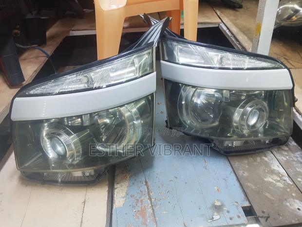 Toyota Voxy 2008 Headlight Zenon