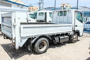Mitsubishi Canter With Leaf Springs