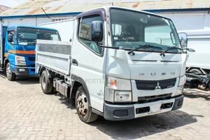 Mitsubishi Canter With Leaf Springs