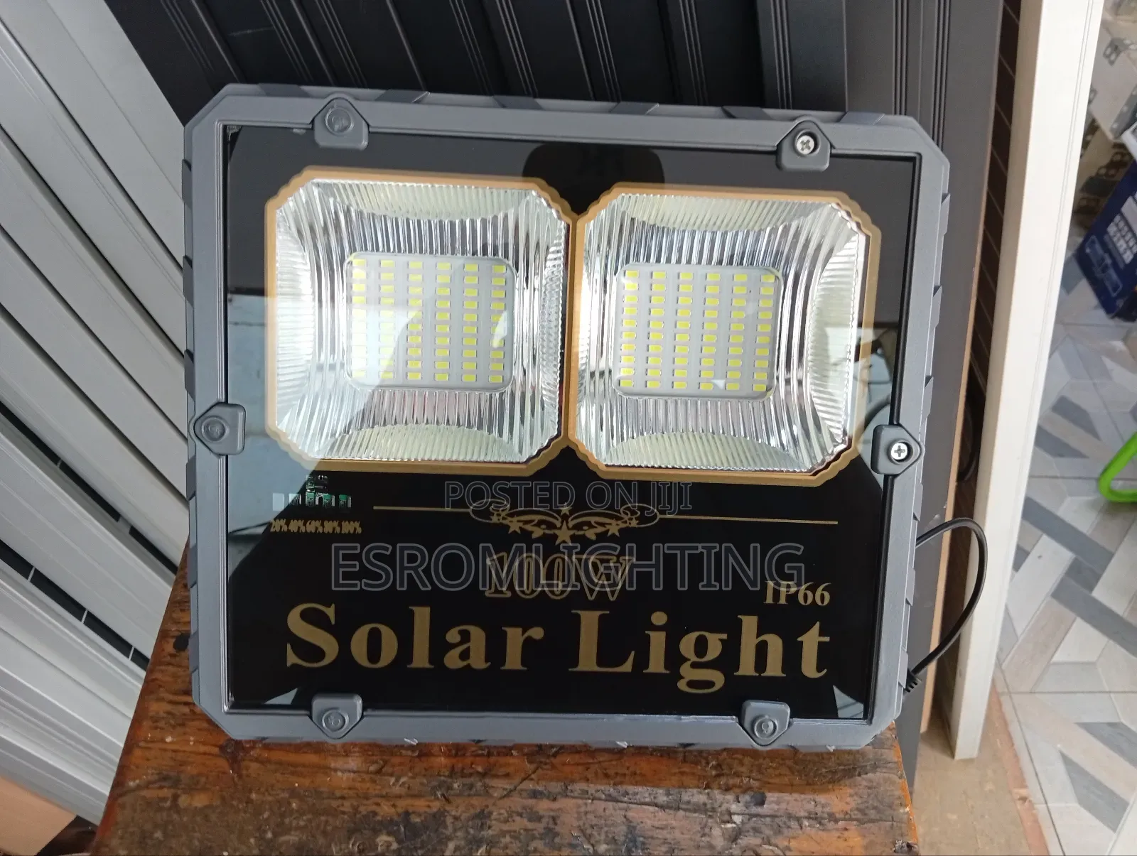 Ultra Bright 100w Solar Flood Light – Ip66 Waterproof