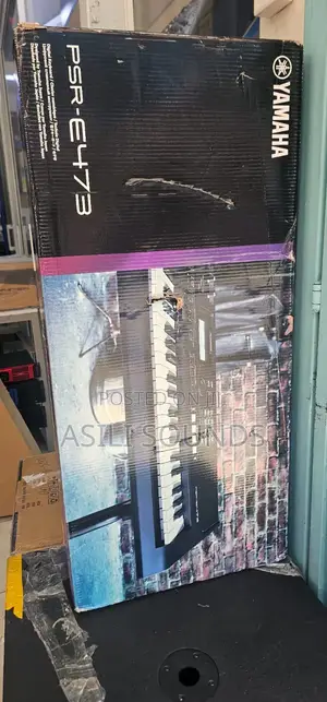 Yamaha PSR-E473 Digital Keyboard.