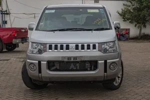 Mitsubishi Delica 2019 Silver