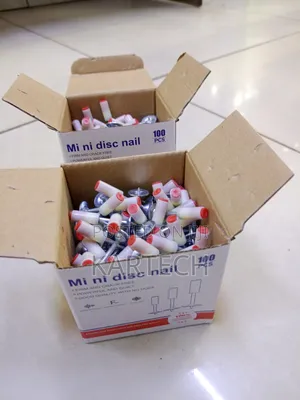100pcs Mini Disc Drive Rivet Nails for Concrete