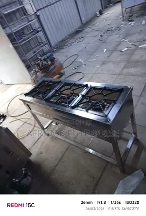 Cooker, Three Burners. High Pressure Stainless Steel Gas Cooker