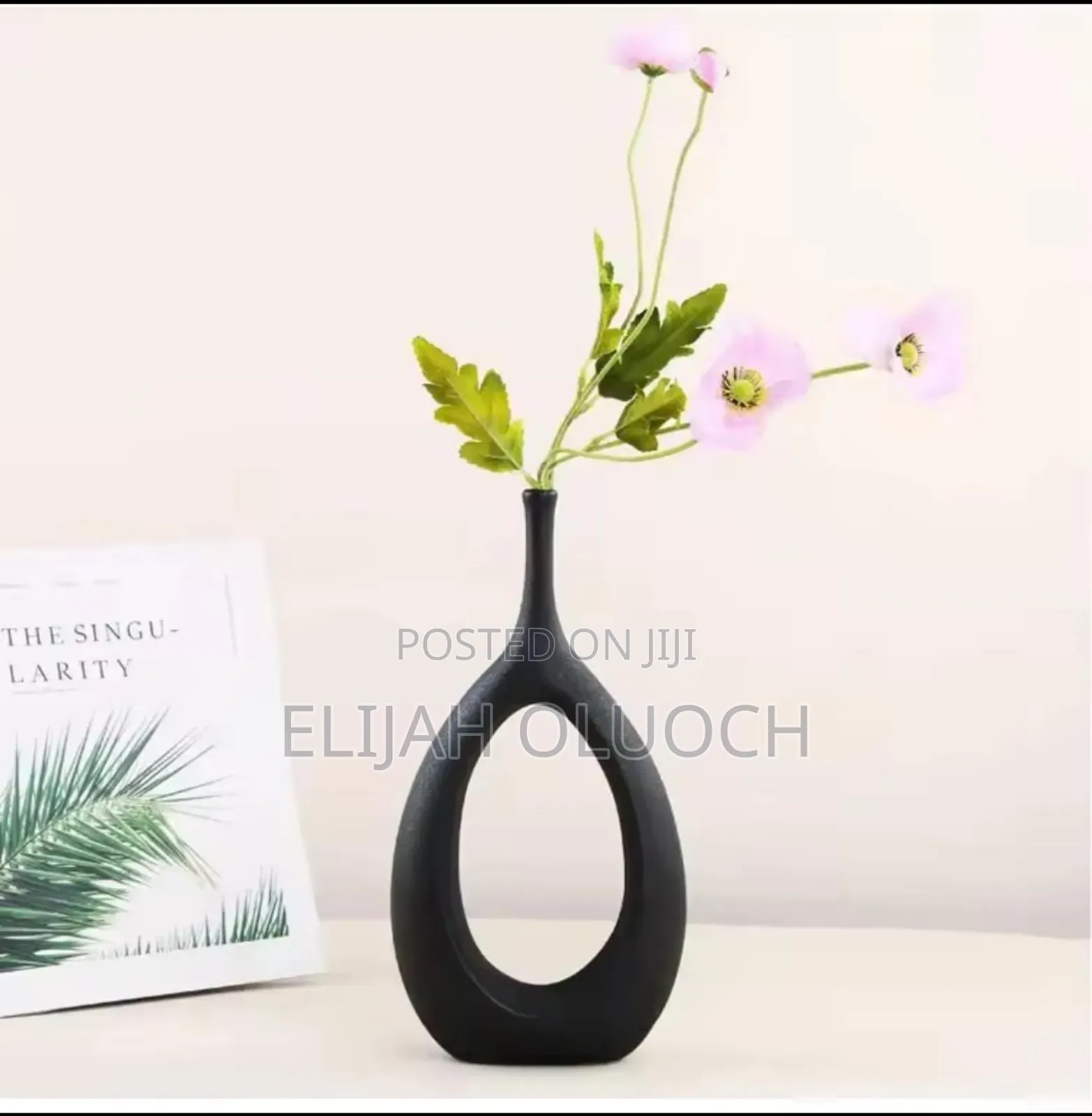 Nordic Doughnut Vase Now Available*